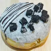 Donux Cafe | Oreo Cheese cake | Bahrain | WhatToEat Food | Restaurant | Cafe | 