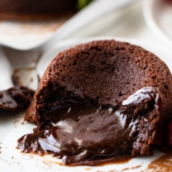 Nena's Gourmet | Lava Molten Cake | Bahrain | WhatToEat Food | Restaurant | Cafe | 